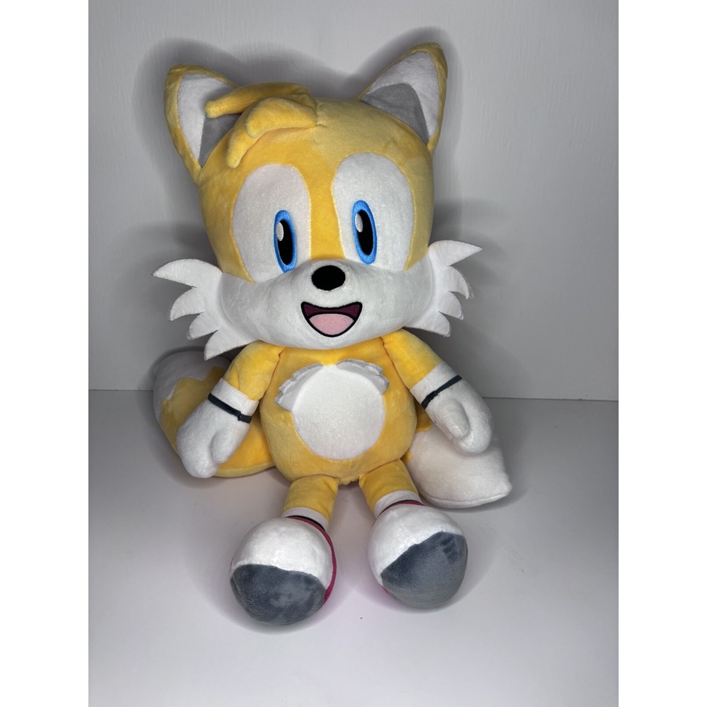 ⭐️Sonic the Hedgehog‎ 16" HugMe Tails Plush Doll! Shakes When Hugged